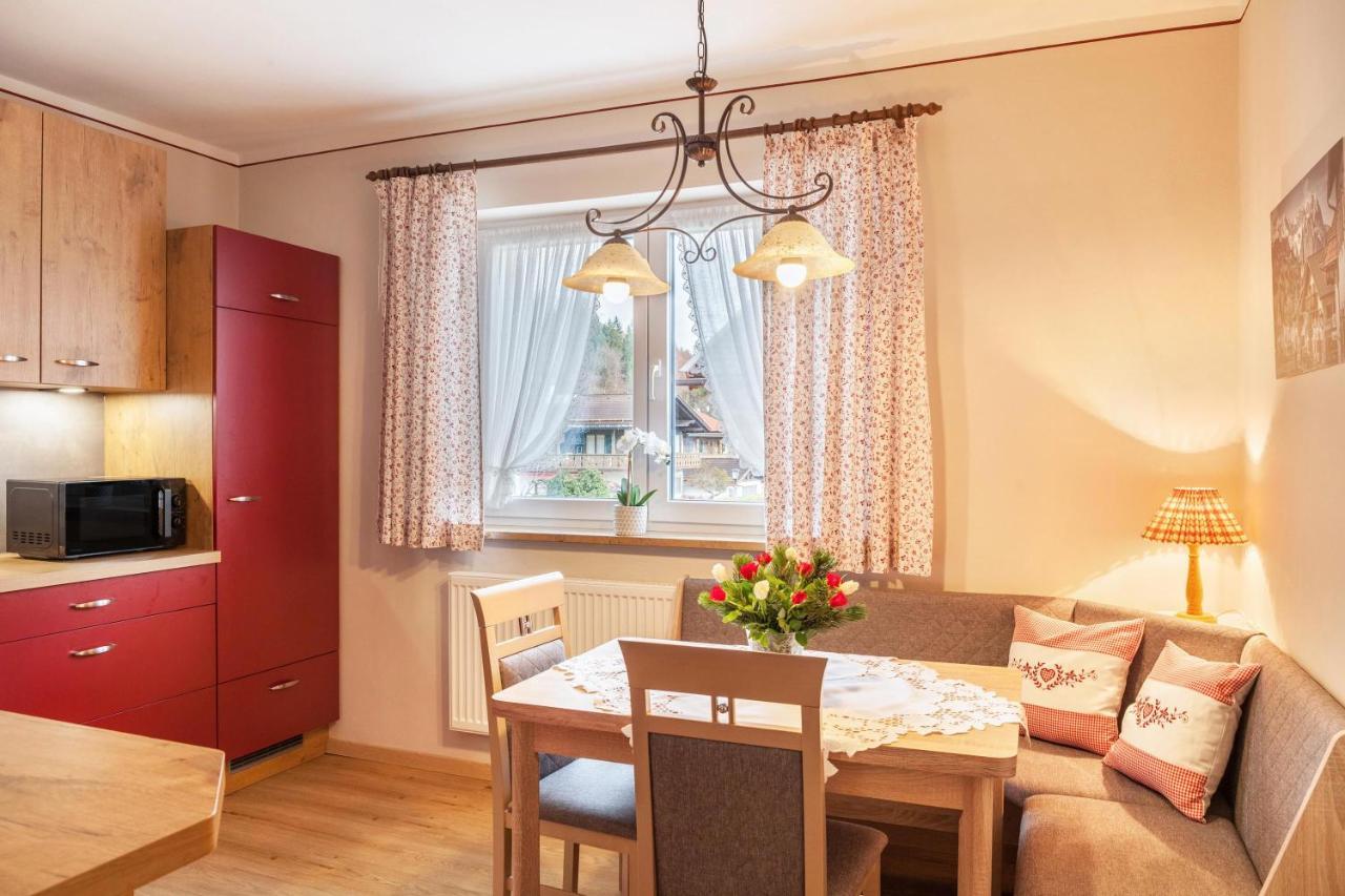 Ferienwohnung Waldruhe Garmisch-Partenkirchen Exterior photo